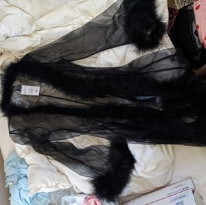 Marabou fur robe